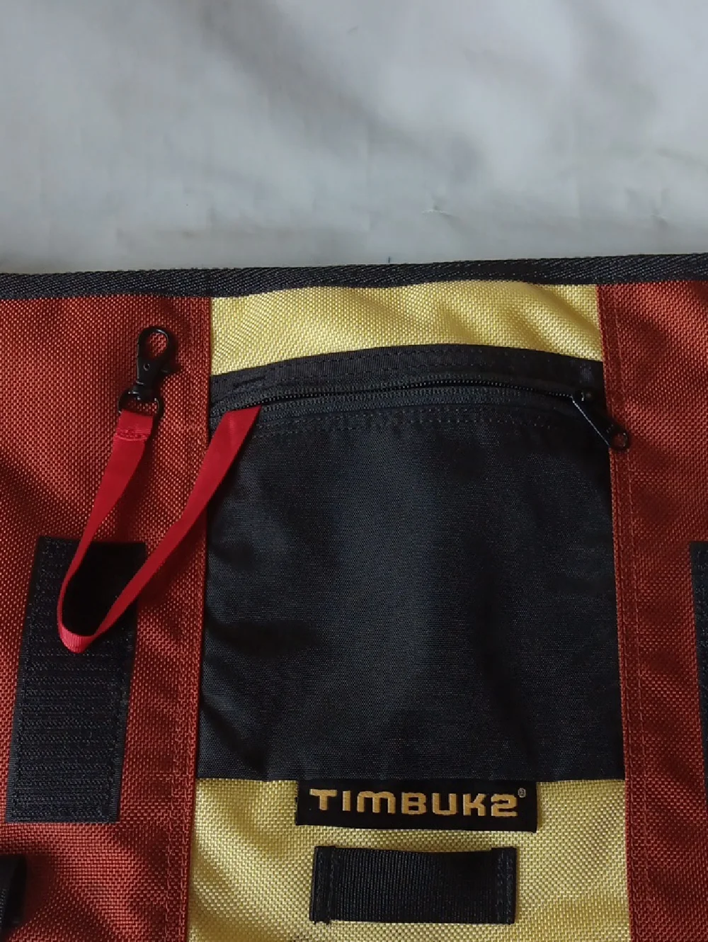 TIMBUK2 BROWN & YELLOW CLASSIC MESSENGER BAG 20x12